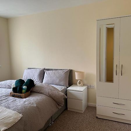 Rooms 7 Minutes From Etihad Manchester Kültér fotó